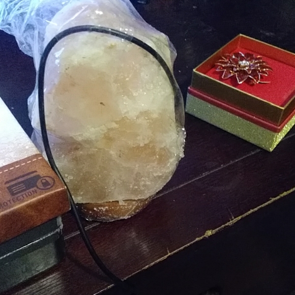 Household item - Picture 2 of 2